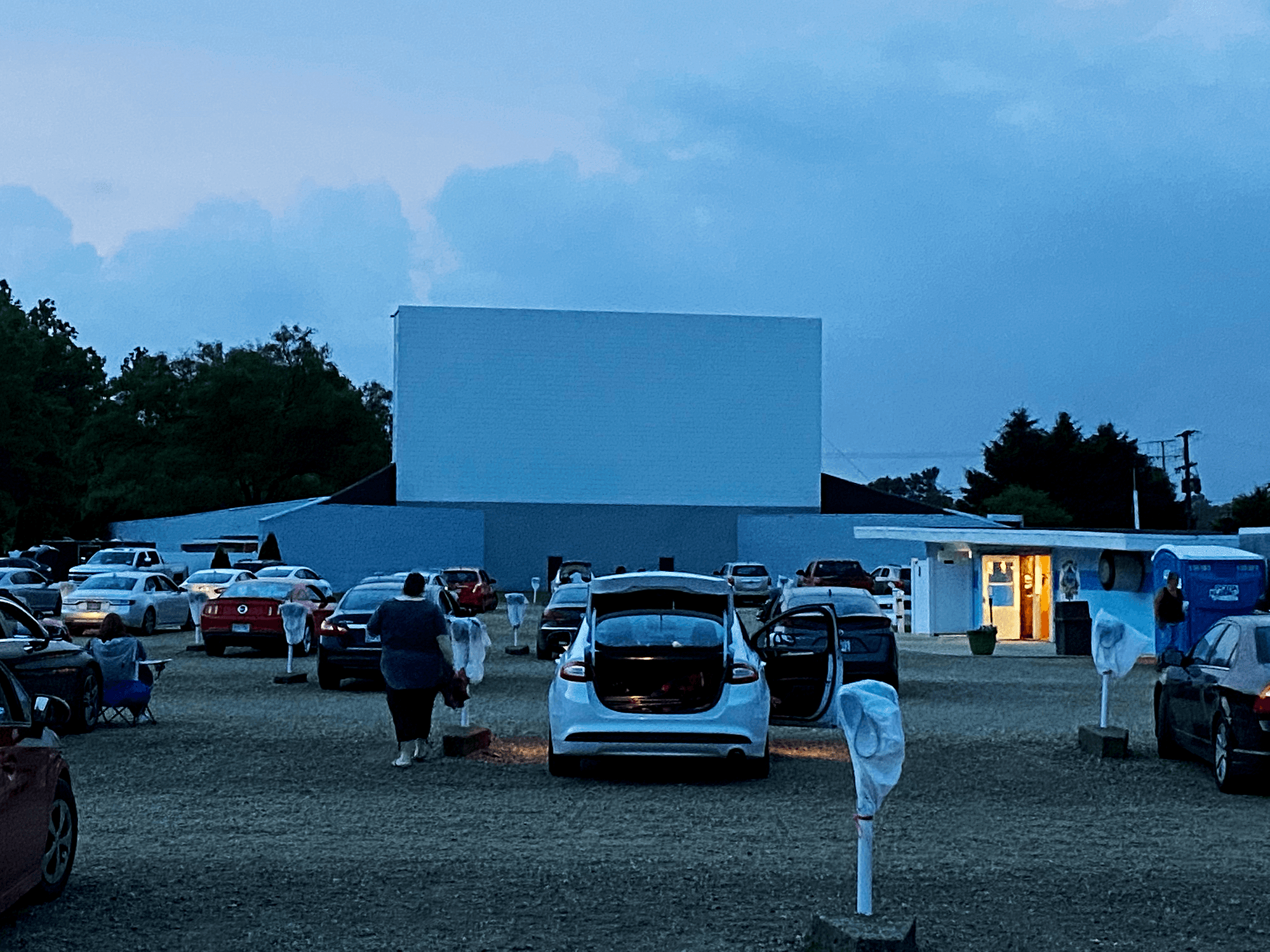 Nostolgic Drive-In Theater, Ohio | Drive-In Theater | EarthScaper Travel Blog | Skyview Drive-In Theater